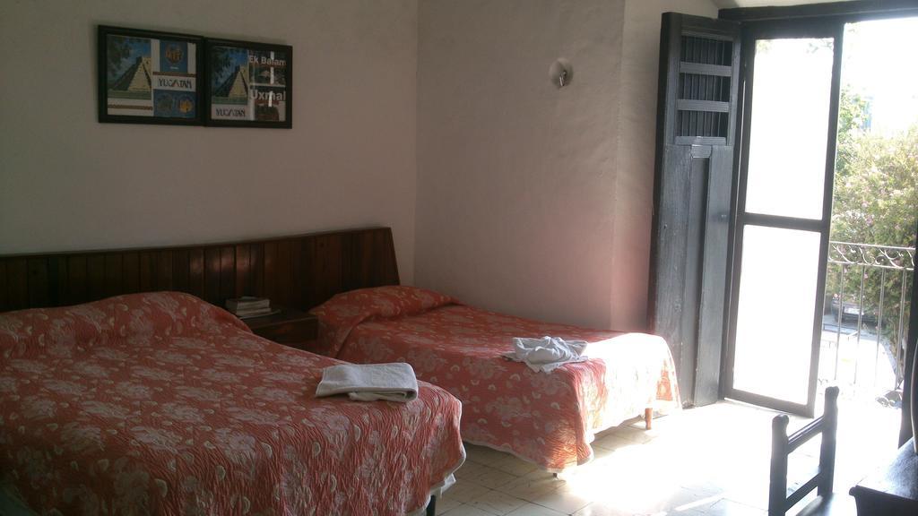 Hotel Sol Colonial Valladolid  Room photo