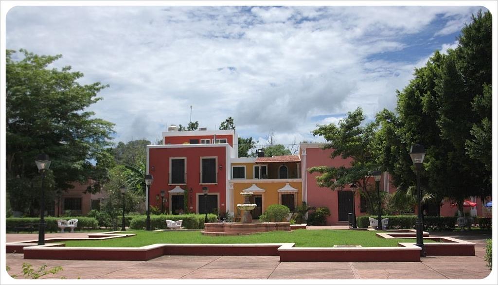 Hotel Sol Colonial Valladolid  Exterior photo